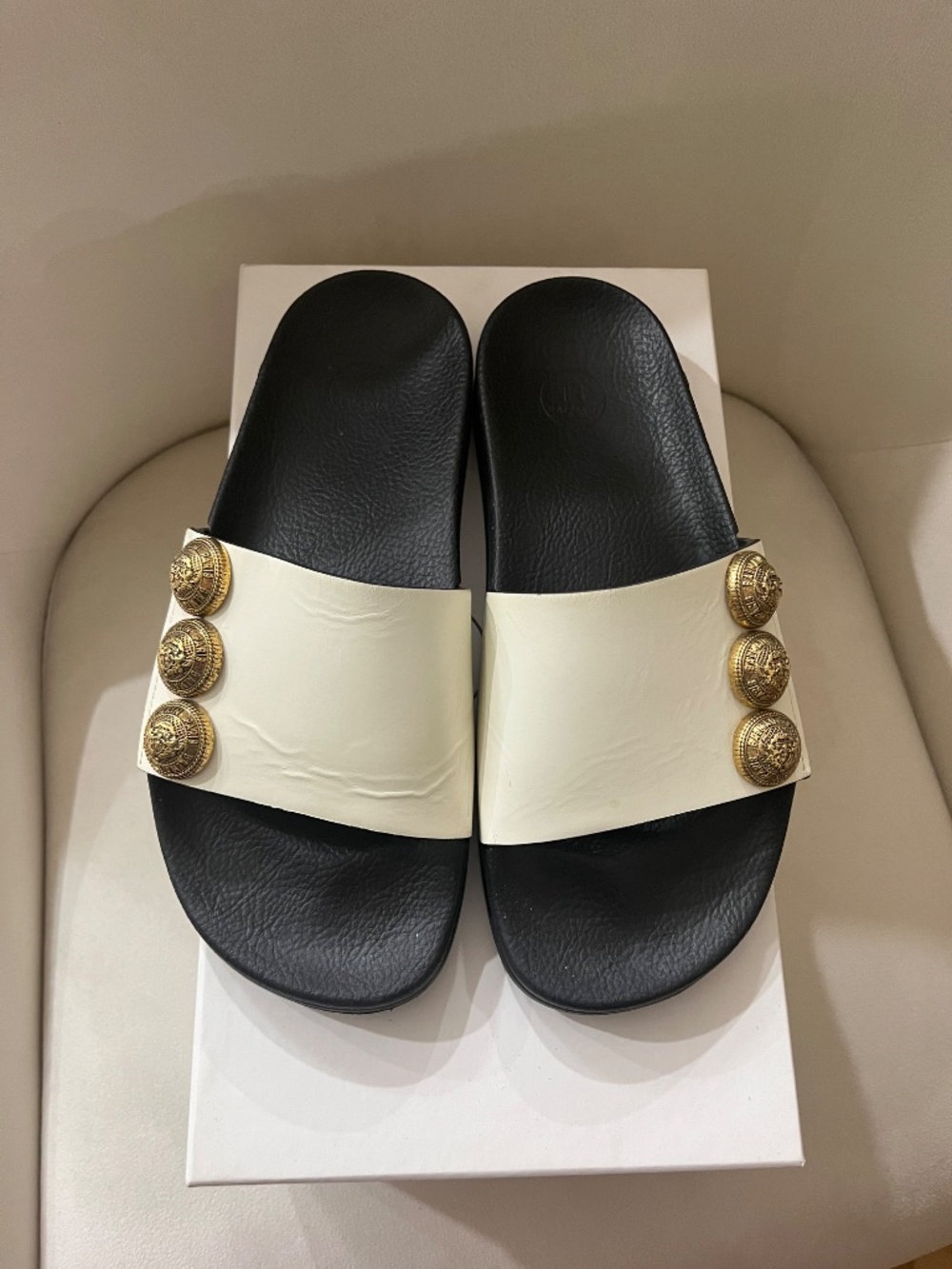 Balmain Slides - Picture 2 of 6